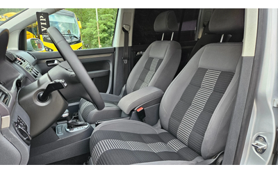 VW Touran 1.9 TDI AVTOMAT/NAVIG/7mesta - автомобили, коли, обяви за нови и употребявани 11