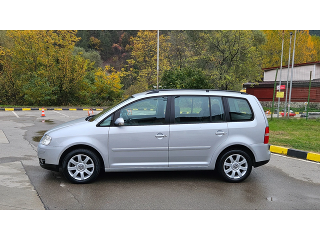 VW Touran 1.9 Tdi 6skorost/Klimatronik - автомобили, коли, обяви за нови и употребявани 2