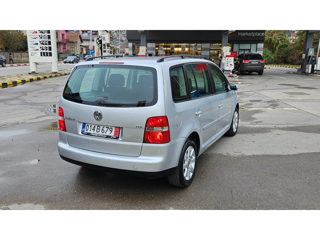 VW Touran 1.9 Tdi 6skorost/Klimatronik - автомобили, коли, обяви за нови и употребявани 4