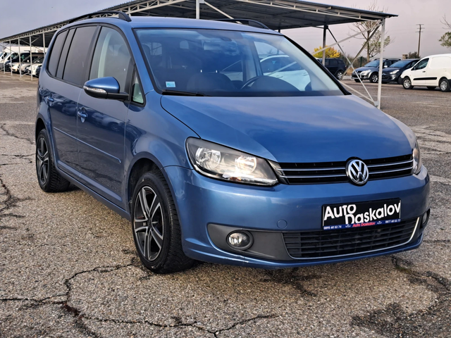 VW Touran 1, 6 tdi DSG - автомобили, коли, обяви за нови и употребявани 2