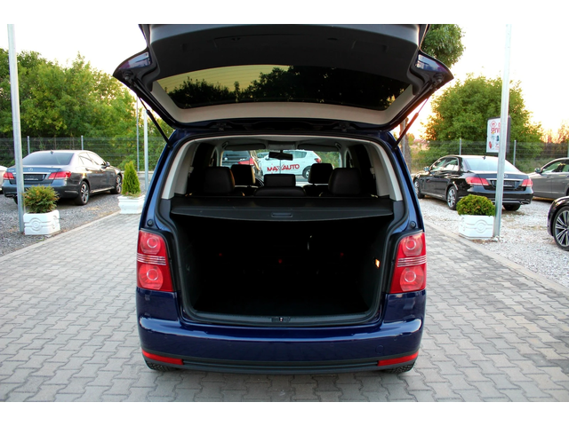 VW Touran 2.0TDI СОБСТВЕН ЛИЗИНГ - автомобили, коли, обяви за нови и употребявани 8