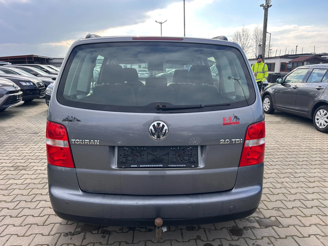 VW Touran 2.0TDI AVTOMAT EURO 4 - автомобили, коли, обяви за нови и употребявани 6