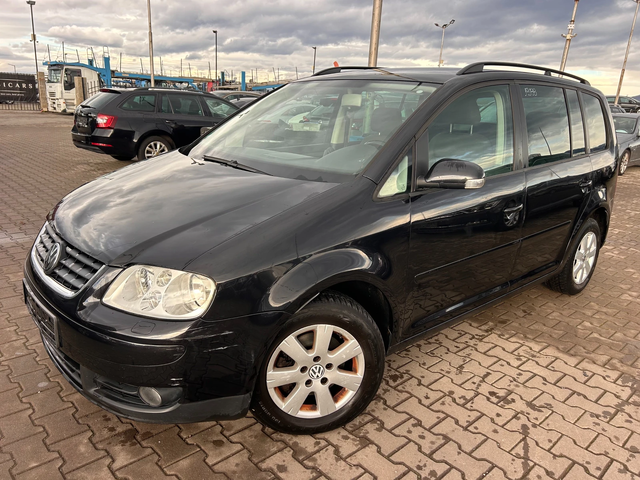VW Touran 2.0TDI NAVI 6+ 1 EURO 4 - автомобили, коли, обяви за нови и употребявани 0