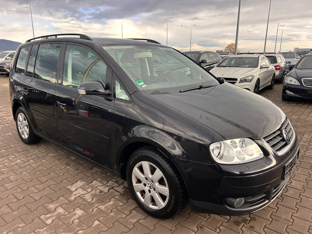 VW Touran 2.0TDI NAVI 6+ 1 EURO 4 - автомобили, коли, обяви за нови и употребявани 3