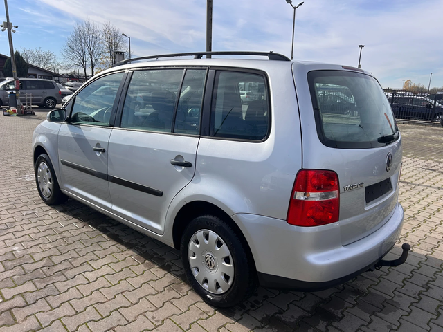 VW Touran 1.9TDI EURO 4 - автомобили, коли, обяви за нови и употребявани 7