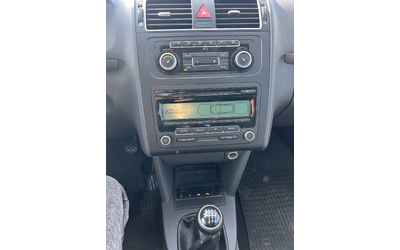 VW Touran 1.2TSI EURO 5 - автомобили, коли, обяви за нови и употребявани 12