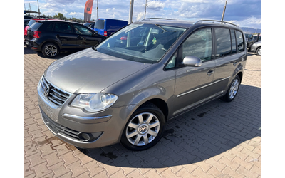 vw-touran - 0