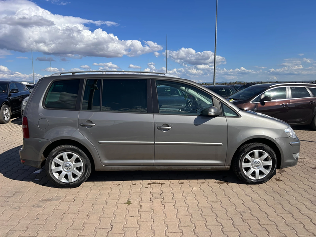 VW Touran 1.4i EURO 4 - автомобили, коли, обяви за нови и употребявани 4