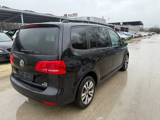 VW Touran 1.6TDI - 105к.с. - 7 Места - 135 000КМ! - автомобили, коли, обяви за нови и употребявани 3