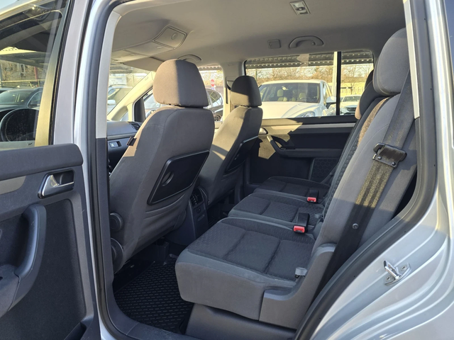 VW Touran 2.0TDI 140к.с 6 скорости Топ състояние - автомобили, коли, обяви за нови и употребявани 10