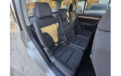 VW Touran 2.0TDI 140к.с 6 скорости Топ състояние - автомобили, коли, обяви за нови и употребявани 13