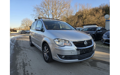 vw-touran - 1