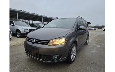 vw-touran - 0