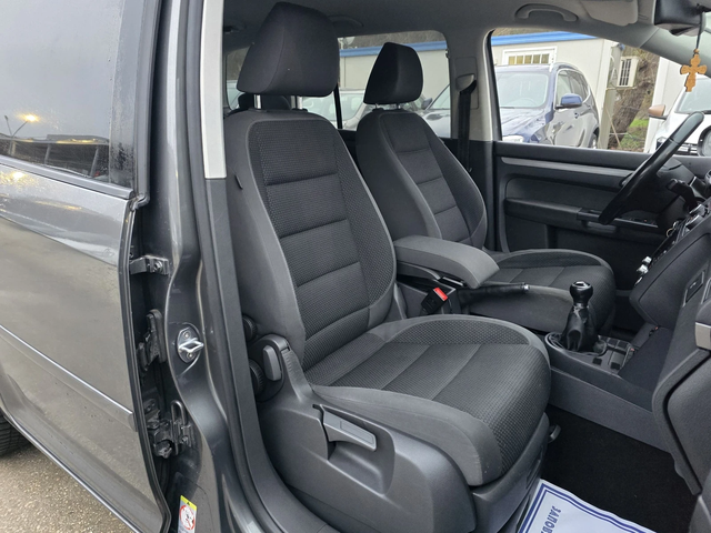 VW Touran 1.4TSI 150к.с - автомобили, коли, обяви за нови и употребявани 12