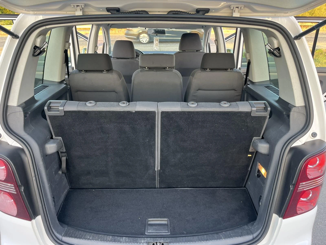 VW Touran 1.9 TDI 105кс 7 МЕСТА 6 СКОРОСТИ FACE КЛИМАТРОНИК - автомобили, коли, обяви за нови и употребявани 14