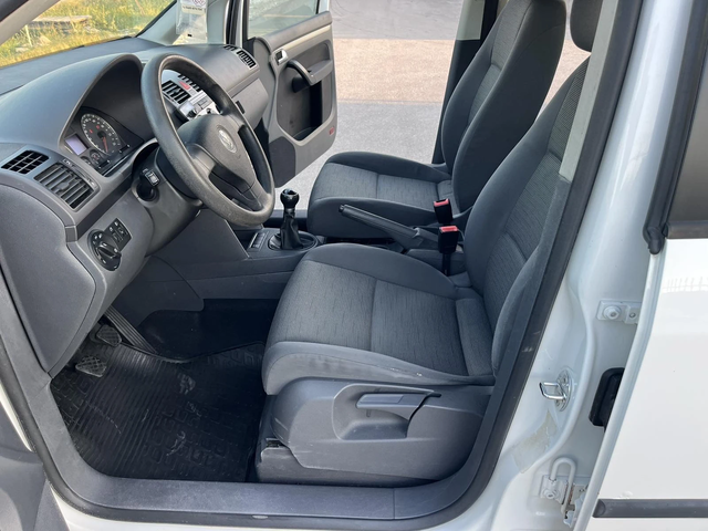 VW Touran 1.9 TDI 105кс 7 МЕСТА 6 СКОРОСТИ FACE КЛИМАТРОНИК - автомобили, коли, обяви за нови и употребявани 7