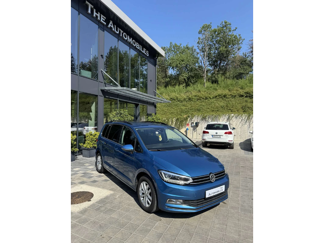 VW Touran - автомобили, коли, обяви за нови и употребявани 1