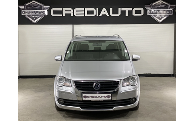 vw-touran - 1