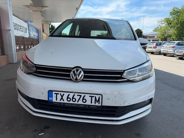 VW Touran 2.0TDI* 7места* Панорама* Масаж* - автомобили, коли, обяви за нови и употребявани 2