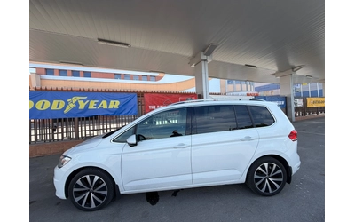 vw-touran - 3