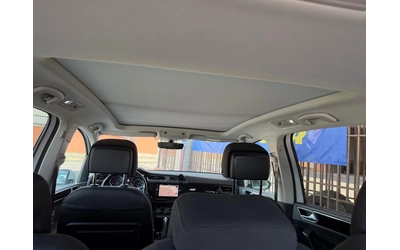 VW Touran 2.0TDI* 7места* Панорама* Масаж* - автомобили, коли, обяви за нови и употребявани 8