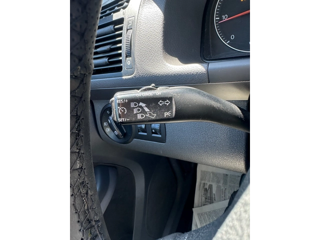 VW Touran 1.9TDI - автомобили, коли, обяви за нови и употребявани 13