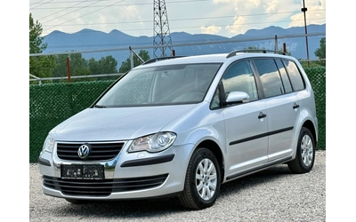 vw-touran - 0