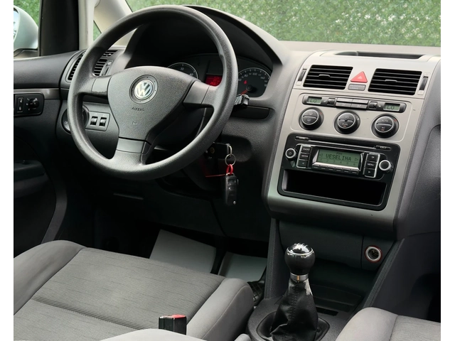 VW Touran 1.9TDi 90hp  * XENON* FACELIFT* - автомобили, коли, обяви за нови и употребявани 11