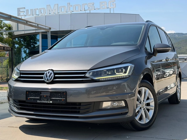 VW Touran 2.0TDI, HIGHLINE, DISTR, NAVI+ CAMERA, LED, ПОДГРЕ - автомобили, коли, обяви за нови и употребявани 0