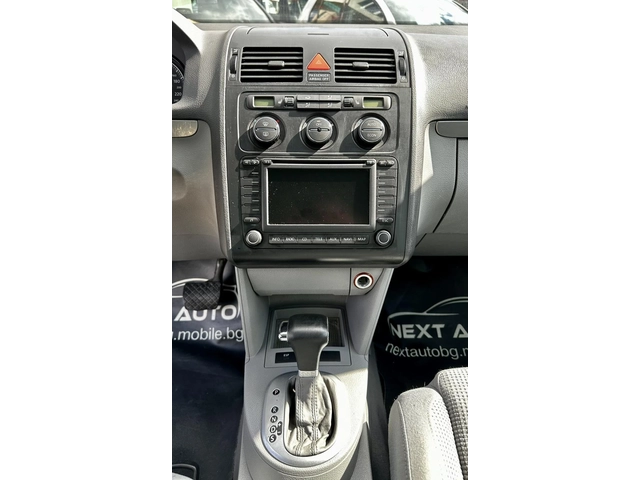 VW Touran 2.0D 140HP DSG NAVI - автомобили, коли, обяви за нови и употребявани 9