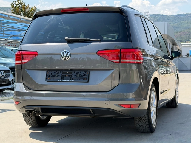 VW Touran 2.0TDI, HIGHLINE, DISTR, NAVI+ CAMERA, LED, ПОДГРЕ - автомобили, коли, обяви за нови и употребявани 4