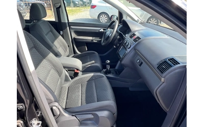 VW Touran 2.0/ ЛИЗИНГ!!!!! - автомобили, коли, обяви за нови и употребявани 12