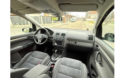 VW Touran AVTOMAT-6+ 1-ШВЕЙЦАРИЯ-NAVI-TOP - автомобили, коли, обяви за нови и употребявани 11