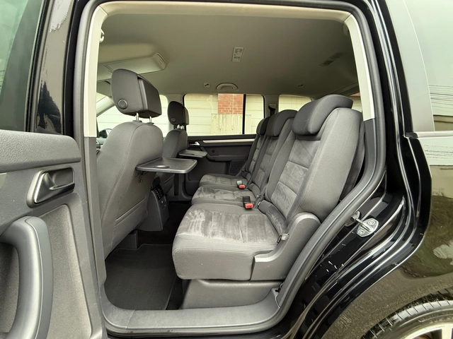 VW Touran AVTOMAT-6+ 1-ШВЕЙЦАРИЯ-NAVI-TOP - автомобили, коли, обяви за нови и употребявани 14