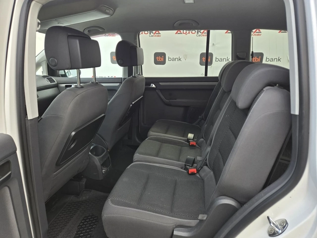 VW Touran 2.0TDI-140кс= 7МЕСТА= АВТОМАТ= LED= КАМЕРА= ОБСЛУЖ - автомобили, коли, обяви за нови и употребявани 8