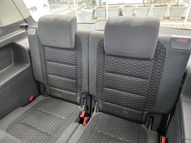 VW Touran 2.0TDI-140кс= 7МЕСТА= АВТОМАТ= LED= КАМЕРА= ОБСЛУЖ - автомобили, коли, обяви за нови и употребявани 9