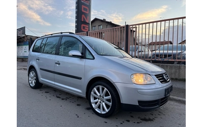 vw-touran - 0