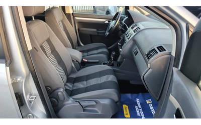 VW Touran 2.0TDI - автомобили, коли, обяви за нови и употребявани 9