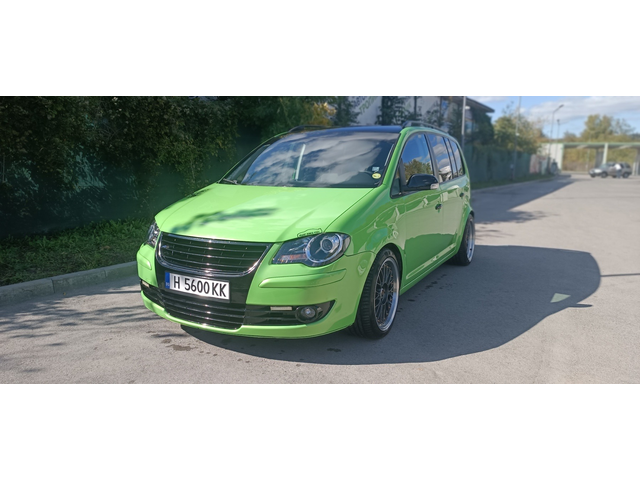 VW Touran TDI - автомобили, коли, обяви за нови и употребявани 4