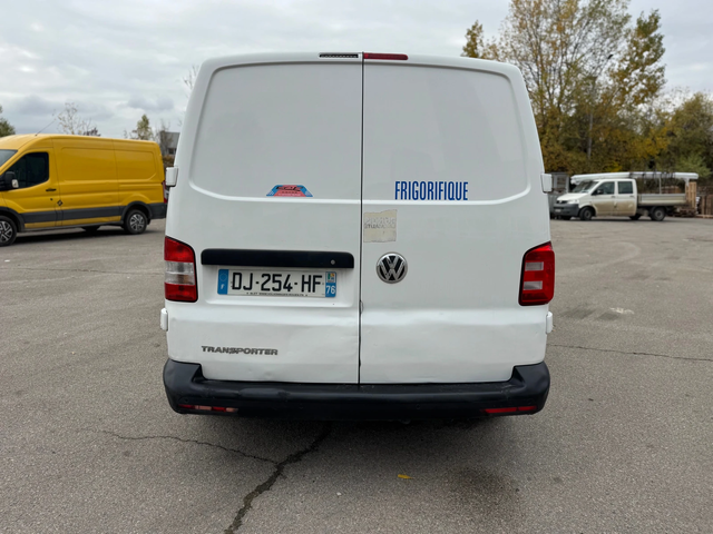 VW Transporter 2.0TDI-AUTOMATIC-ХЛАДИЛЕН-29 - автомобили, коли, обяви за нови и употребявани 14