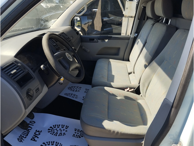 VW Transporter 2.5tdi 4x4 - автомобили, коли, обяви за нови и употребявани 5