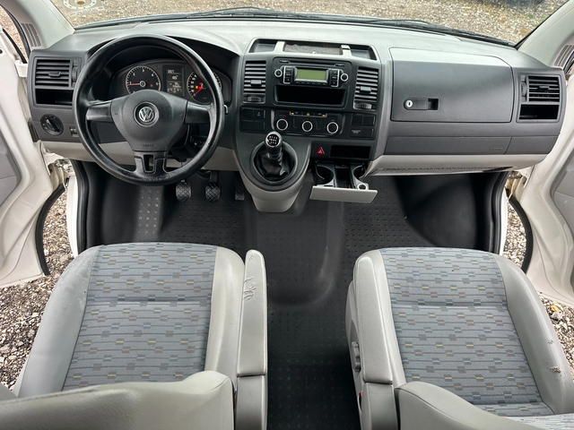 VW Transporter 2.0TDI 140kc LONG 6MESTA - автомобили, коли, обяви за нови и употребявани 9