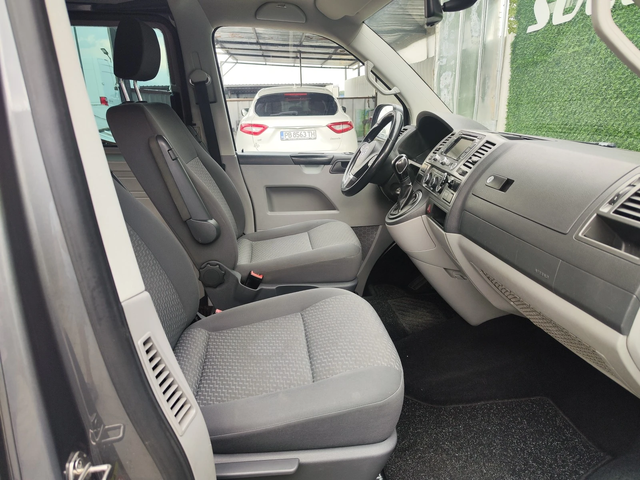 VW Transporter 2.0* NAVI* CAMERA* LIZING - автомобили, коли, обяви за нови и употребявани 9