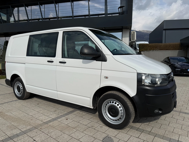VW Transporter 2.0TDI 140к.с. Товаропътнически 5-местен Клима - автомобили, коли, обяви за нови и употребявани 1