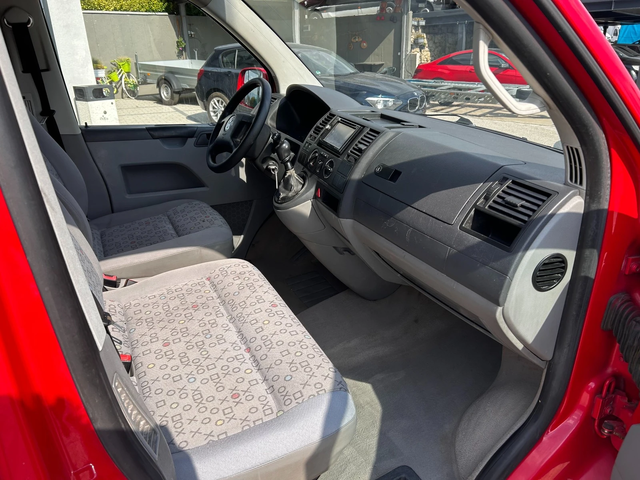VW Transporter 1.9TDI 6-местен Клима - автомобили, коли, обяви за нови и употребявани 6