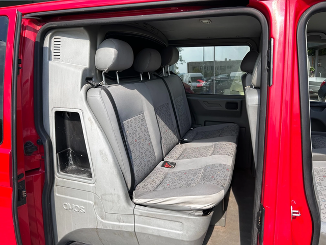 VW Transporter 1.9TDI 6-местен Клима - автомобили, коли, обяви за нови и употребявани 8