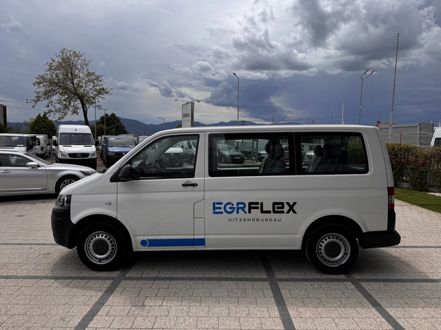 VW Transporter 2.0TDI 9-местен 2xКлима Euro 5 - автомобили, коли, обяви за нови и употребявани 2