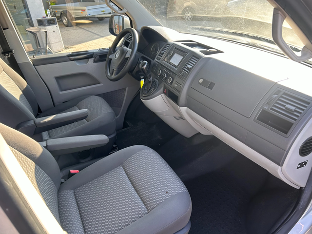 VW Transporter 2.0TDI Товаропътнически 5-местен - автомобили, коли, обяви за нови и употребявани 8