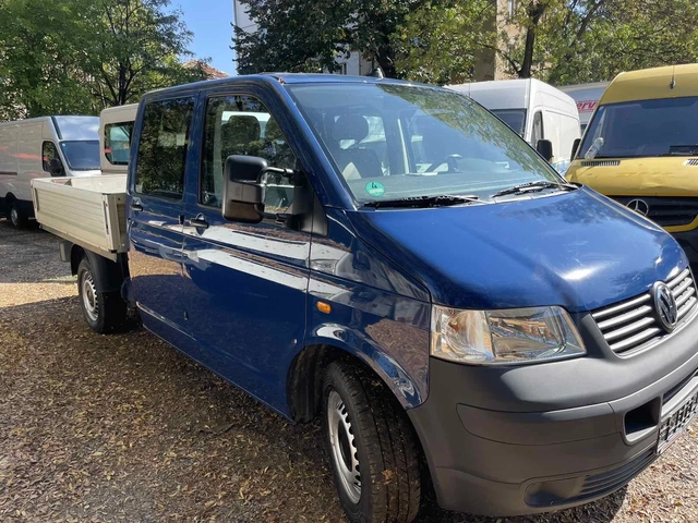 VW Transporter T5-2.5TDi - автомобили, коли, обяви за нови и употребявани 0