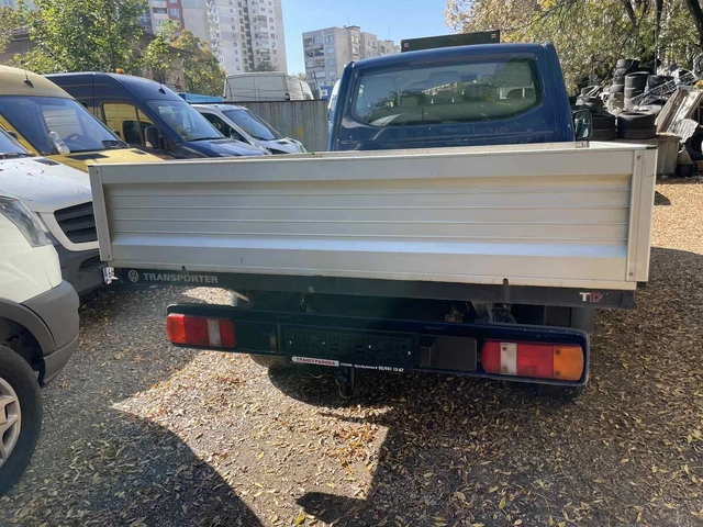 VW Transporter T5-2.5TDi - автомобили, коли, обяви за нови и употребявани 3